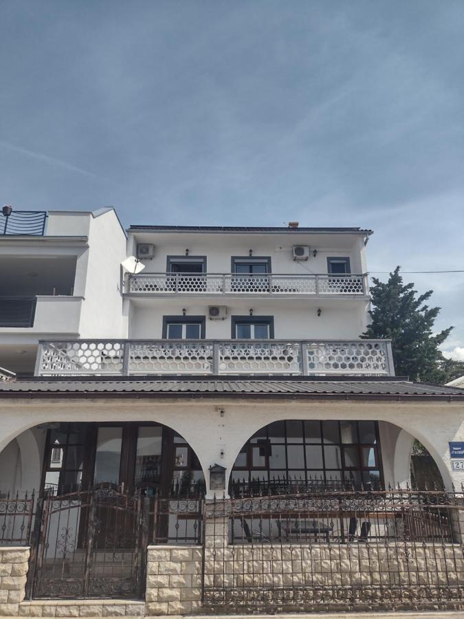Apartments Vita Novi Vinodolski Exteriér fotografie