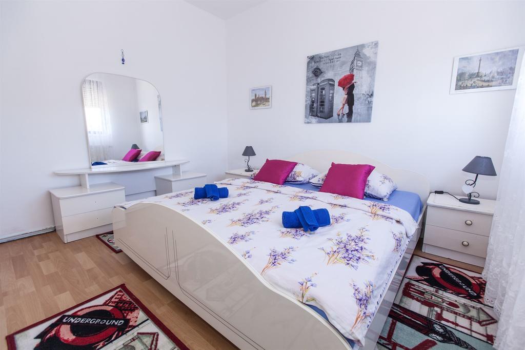 Apartments Vita Novi Vinodolski Pokoj fotografie