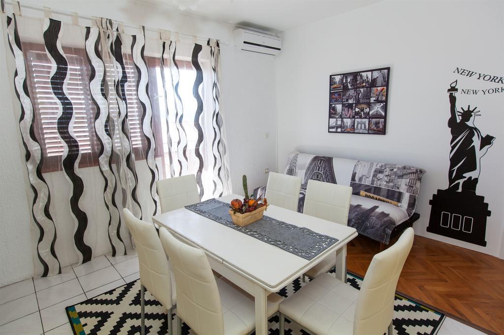Apartments Vita Novi Vinodolski Pokoj fotografie